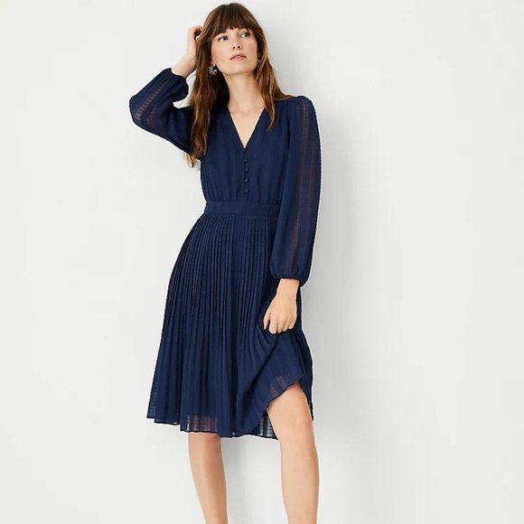 Ann Taylor Dresses & Skirts - Ann Taylor Textured Pleated Flare Dress